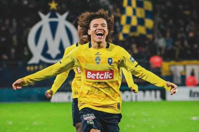 开云体育-Here we go！罗马诺：马赛就签下索肖天才中场约瑟夫达成协议