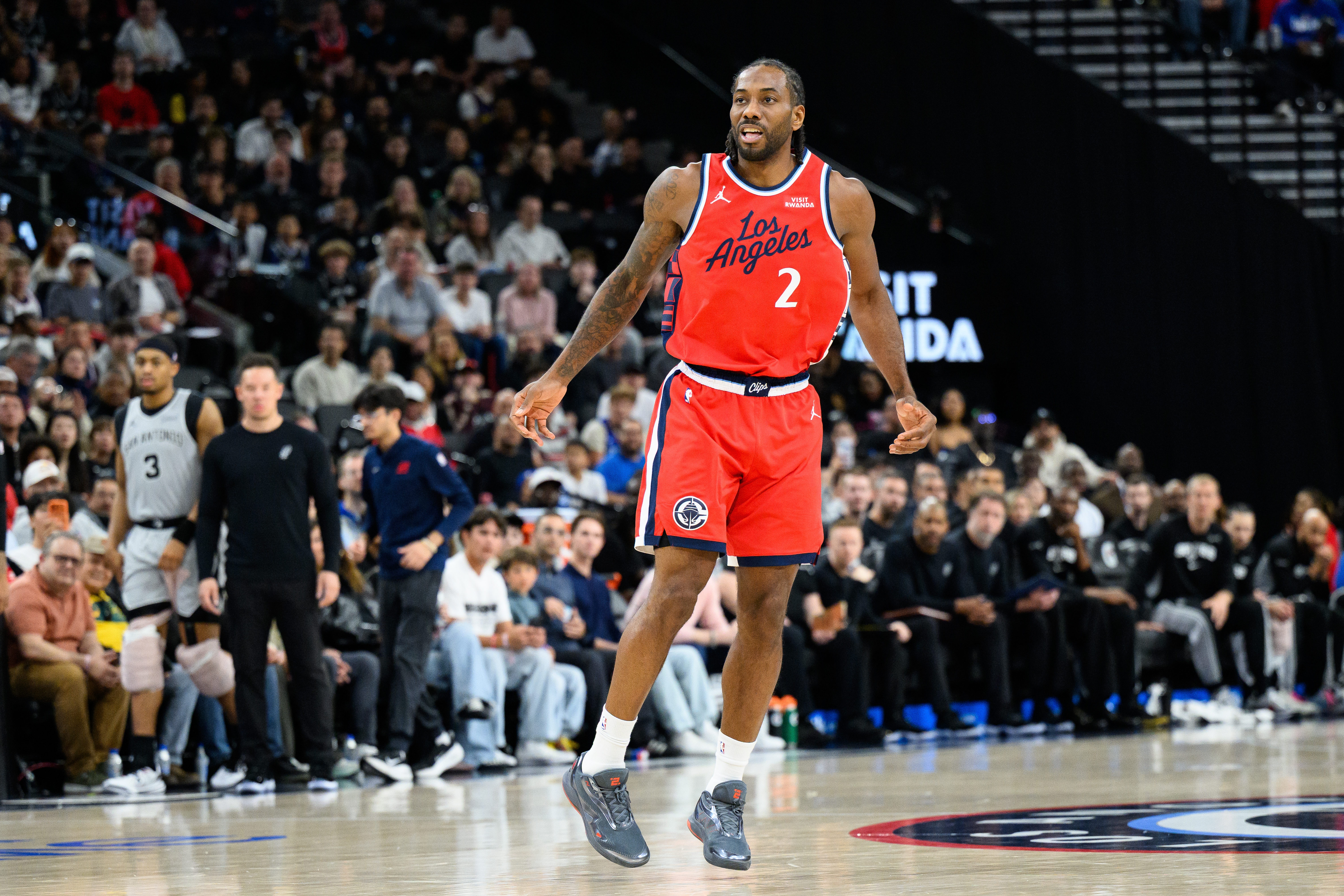 小卡连续57场20+！追平鲍勃·麦卡杜保持的队史最长连续20+纪录